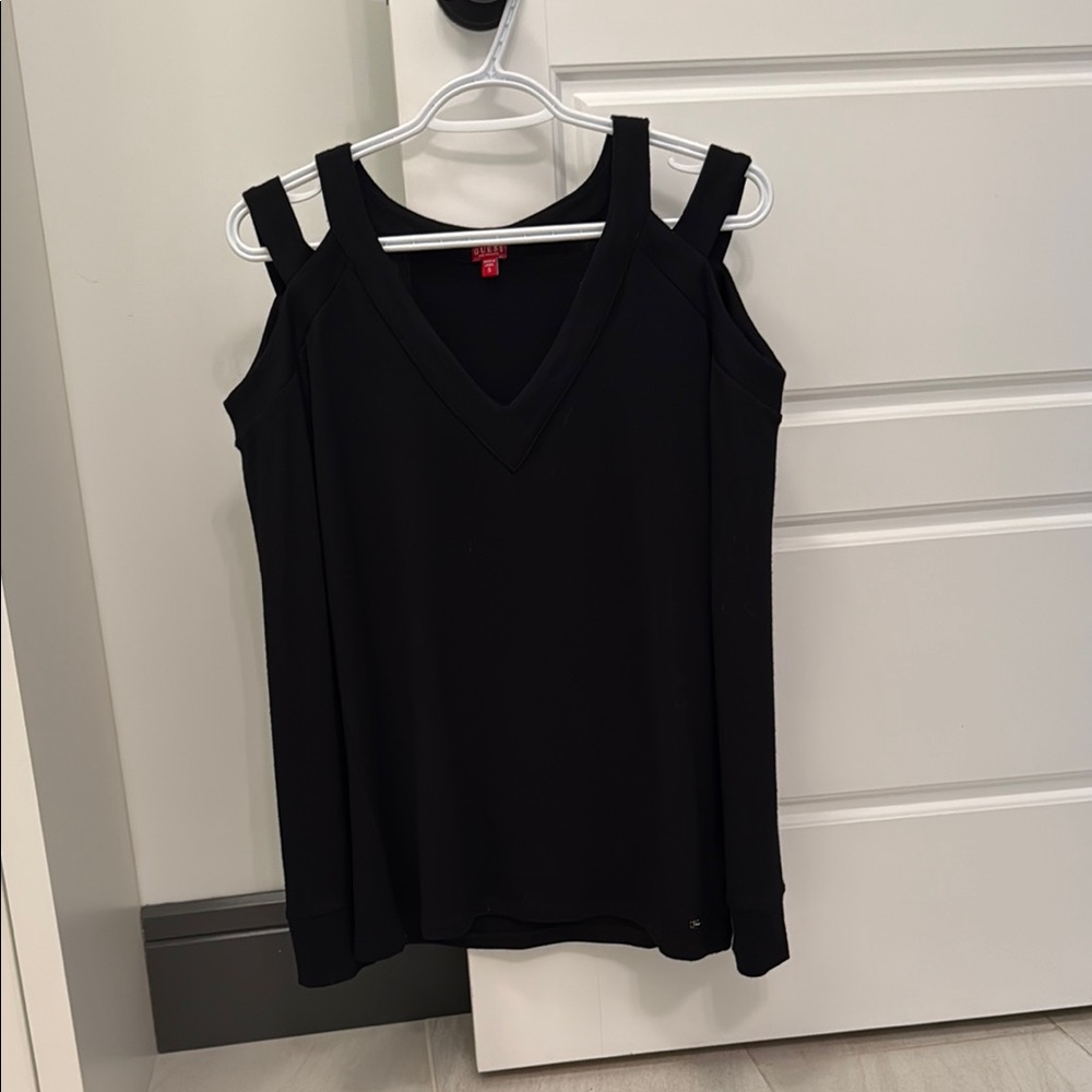 Guess cutout shoulder sweater